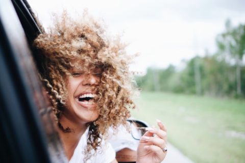 stock-photo-portrait-people-road-trip-happiness-hair-smiling-person-curls-candid-8d23041e-f108-48ff-8615-12a6de1669ac-480x320-1